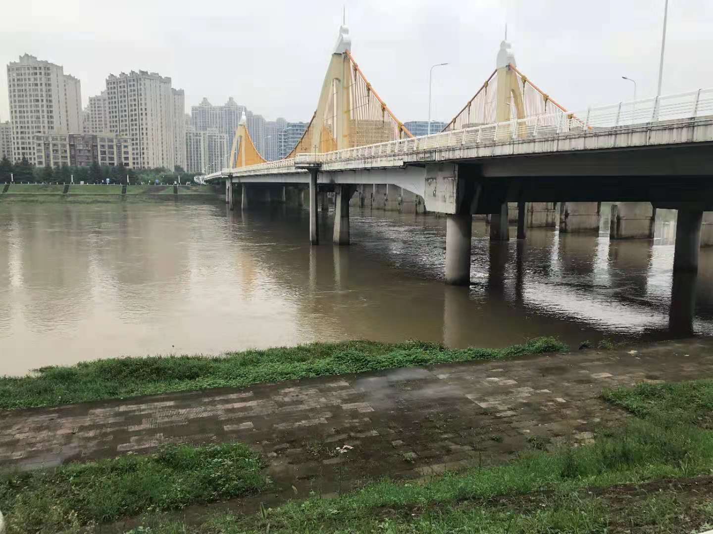 橋梁承載力檢測